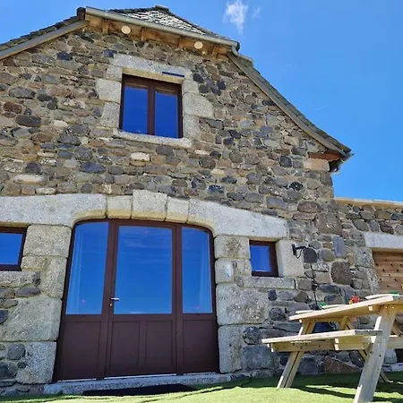 Buron De Leon, En Plein Coeur De L Aubrac 別荘
