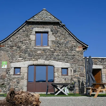 Buron De Léon, En Plein Cœur De L Aubrac Hébergement de vacances