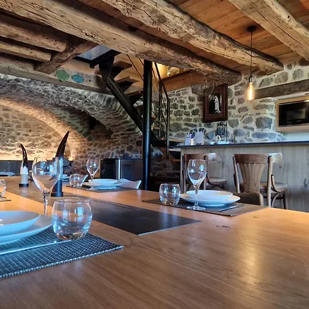 Holiday home Buron De Leon, En Plein Coeur De L Aubrac Laguiole