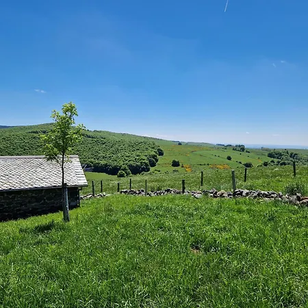 Buron De Léon, En Plein Cœur De L Aubrac *